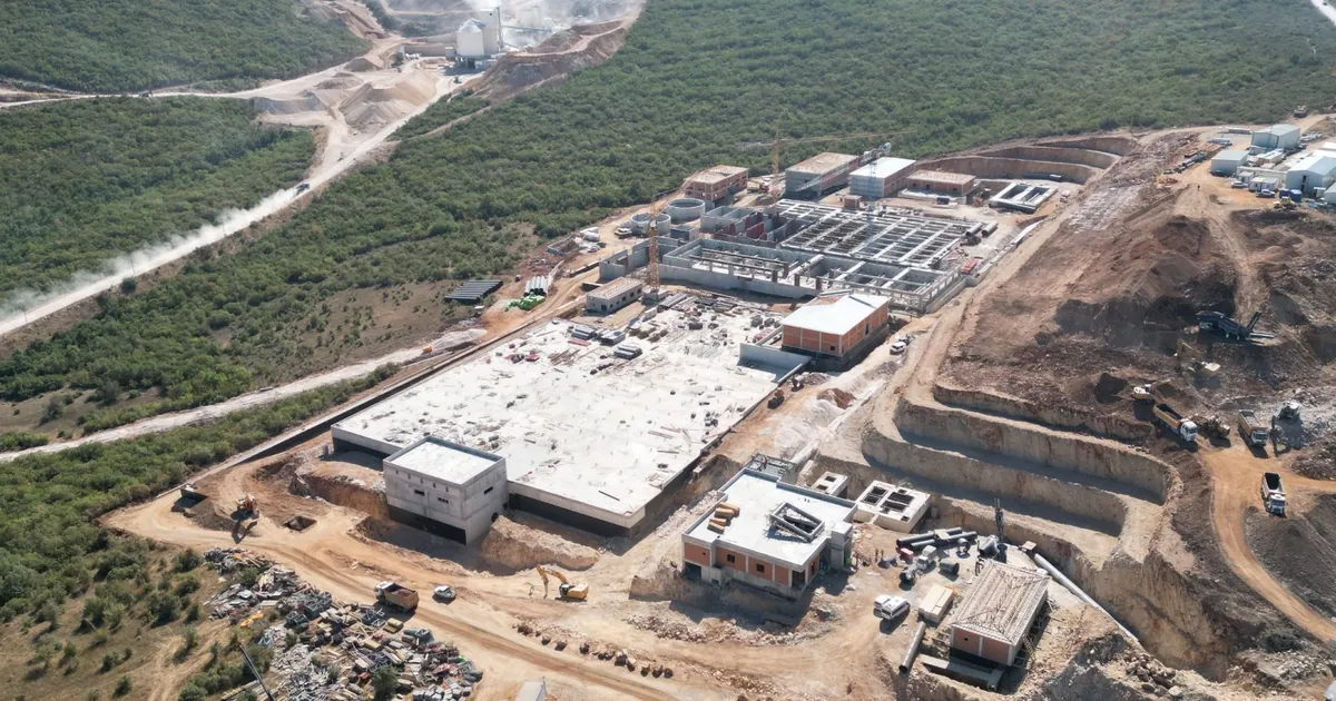 cinarcik barajinda calismalar kesintisiz suruyor XRTHgWMJ