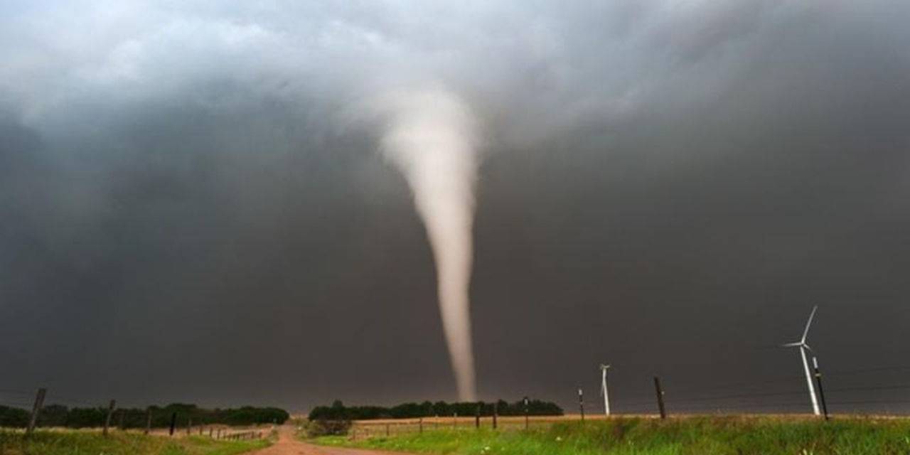 pariste hortum faciasi can aldi 1 kisi hayatini kaybetti 4 yarali FXOP7BRq.jpg