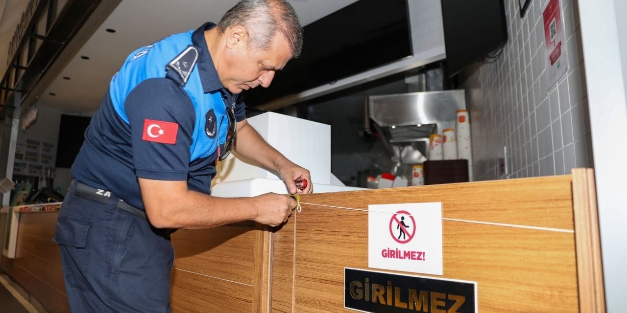 tarihi gecmis gida satan restoran muhurledi suS2swf5.jpg