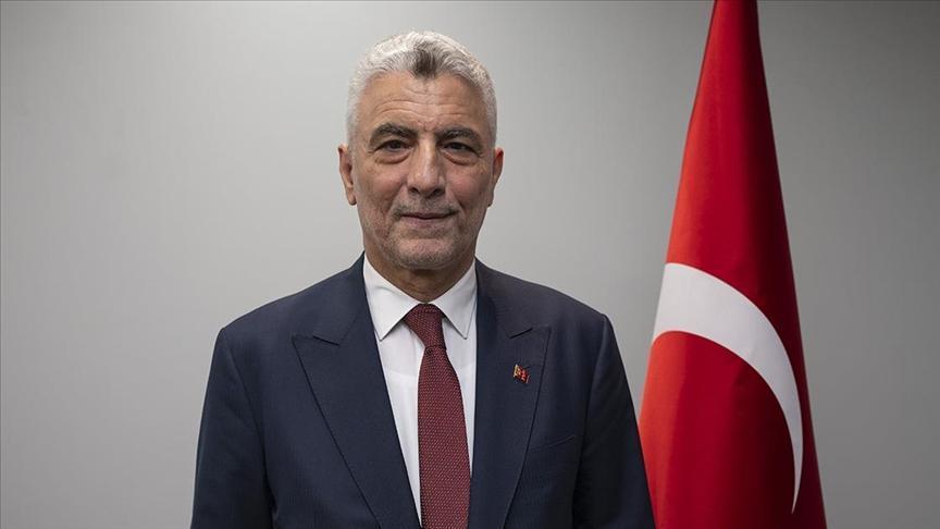 bakan bolat e ihracatta da firmalara destek oluyoruz 4eS1GpsQ.jpg