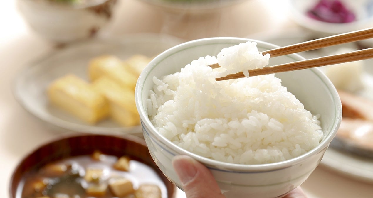 Çubukla Yemek Yeme Geleneğinin Bilinmeyen Sebepleri