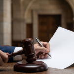 Yargıtay’dan Önemli İmza Kararı: Tazminat Talep Ederken Dikkat!