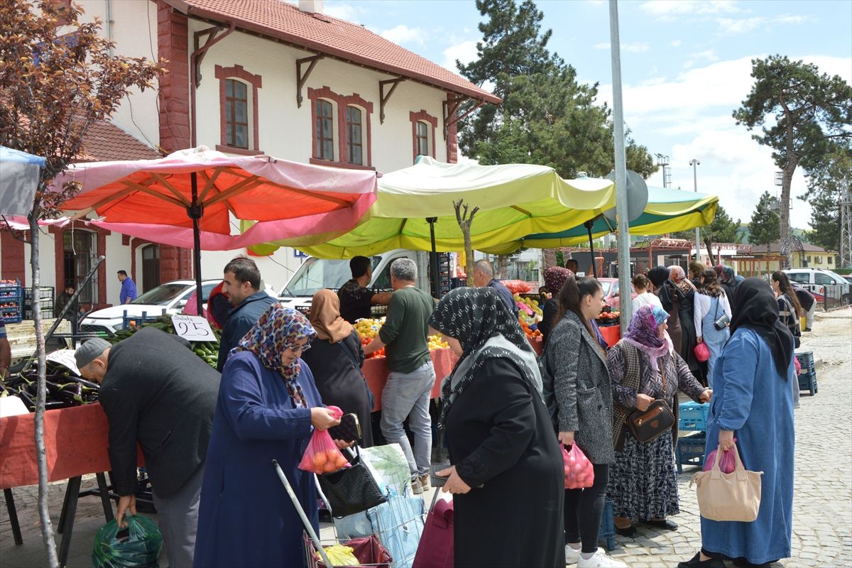 Havza’da Sel Mağdurlarına Destek İçin Meyve Sebze Satışları Yüzde 50 İndirimle Gerçekleşti