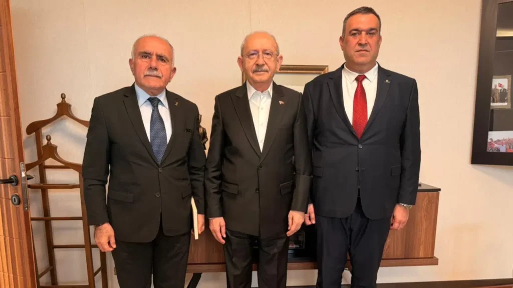 Kemal Kılıçdaroğlu, Gürsel Tekin’in Ekibiyle Görüşerek Yeni Stratejiler Belirledi